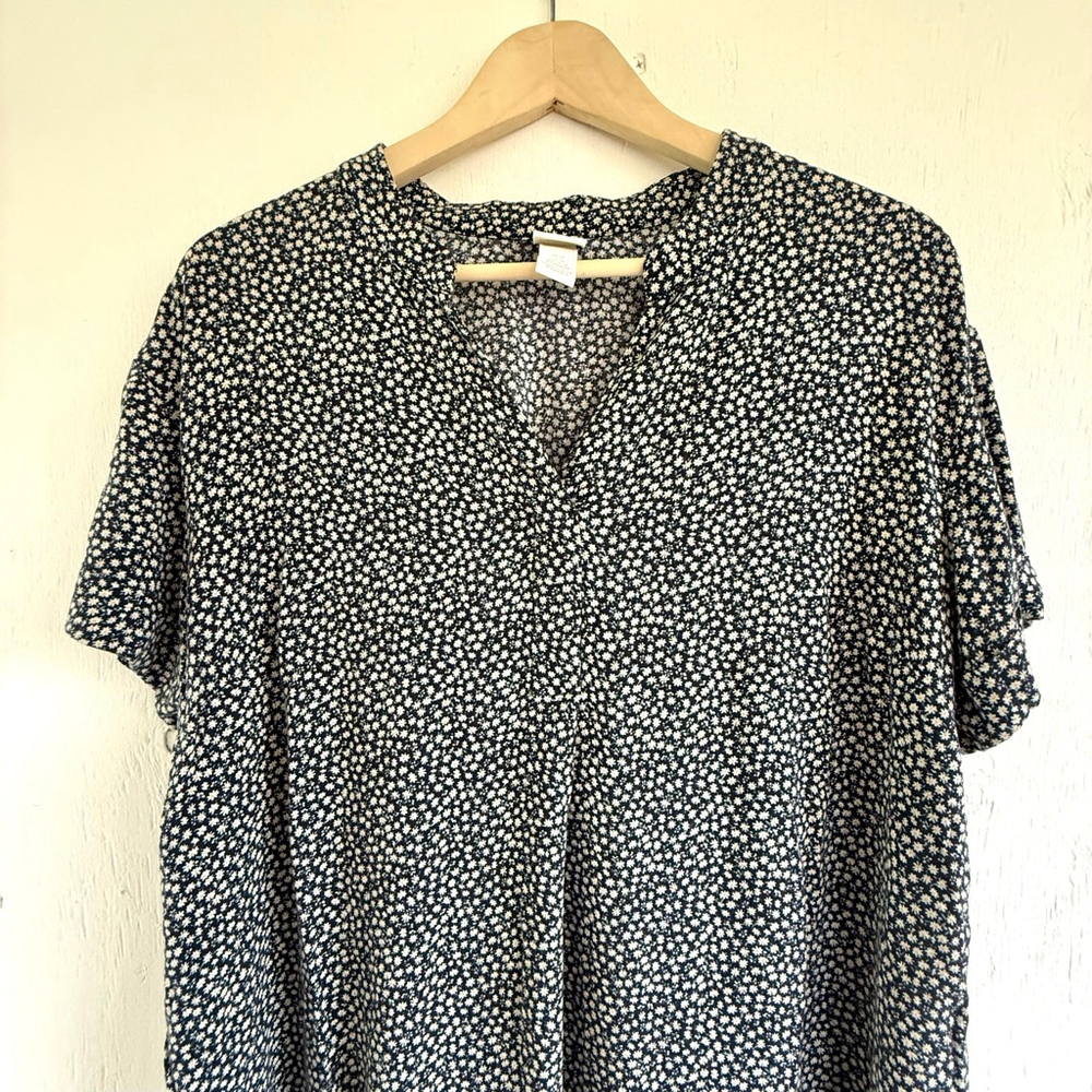 Women's H&M Black & White Floral Short Sleeve Dress Size 10 - Picture 2 of 6